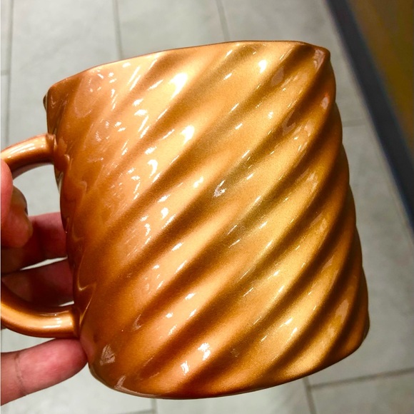 Starbucks Copper Bronze Gold Swirl Coffee Tea Mug Cup 14 oz - Picture 3 of 3